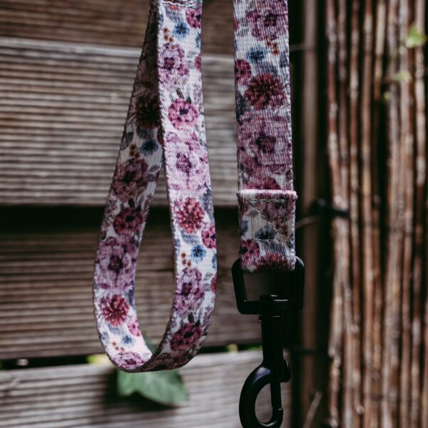 Smycz Psitul White Flower